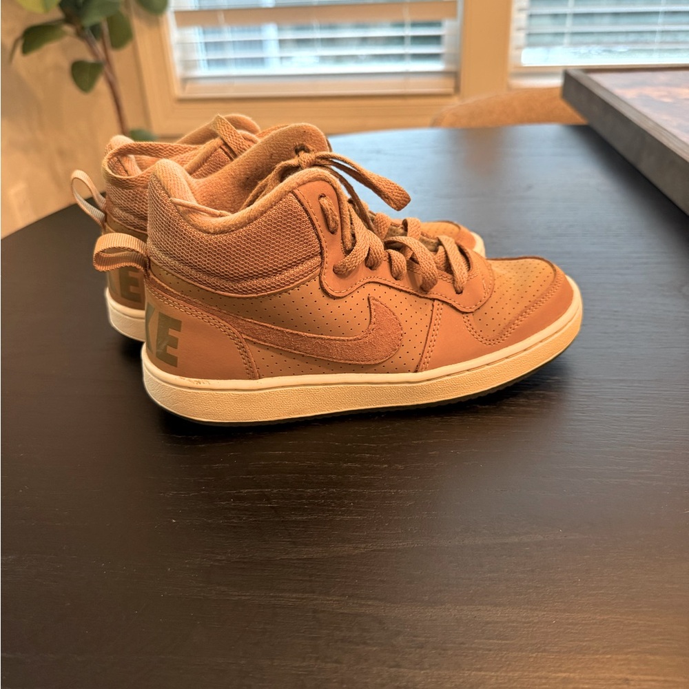 Brown Nike Kids Court Borough size 3.5